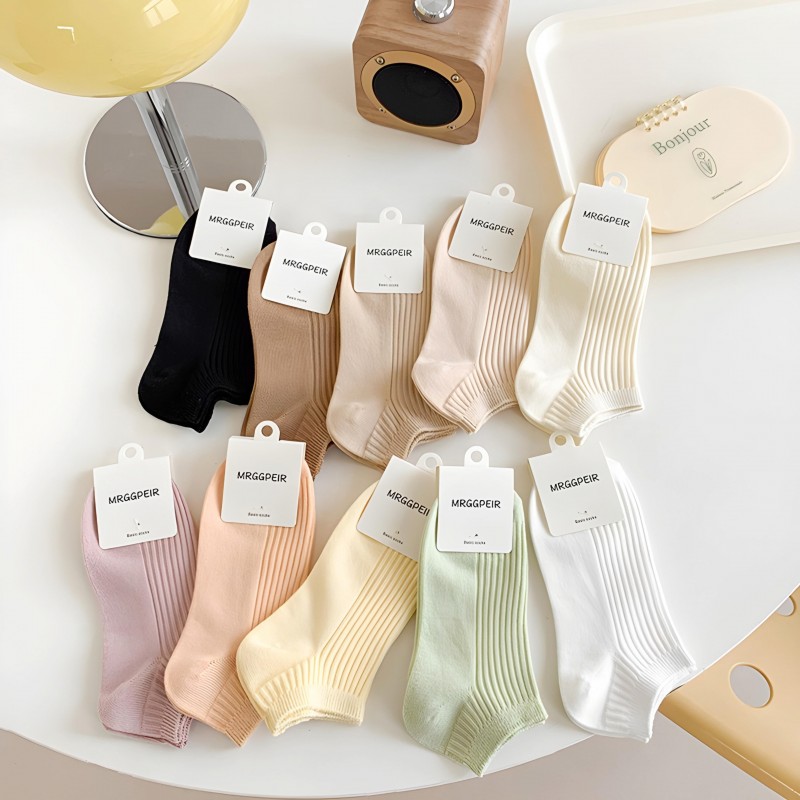 جوراب زنانه