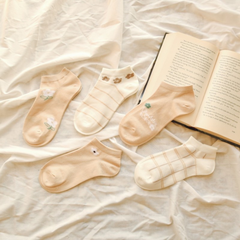 جوراب زنانه