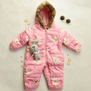 کاپشن برند Carter's