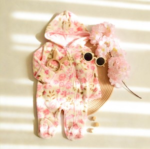 سرهمی کلاه دار دخترانه  برند little Beginnings