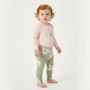 ست سه تیکه بادی و شلوار بچگانه carter’s