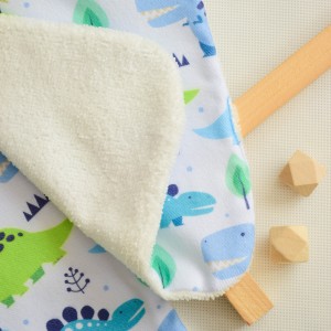 پیشبند نوزادی طرح دایناسور