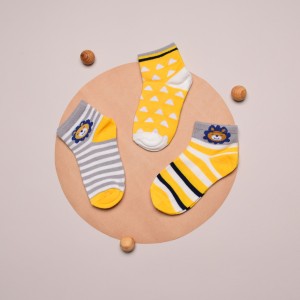 جوراب پسرانه