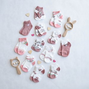 جوراب دخترانه
