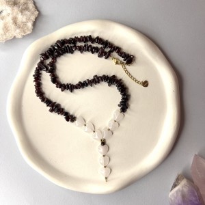 گردنبند ترکیبی گارنت نامنظم و قلب کوارتز