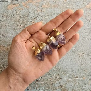 آویز کوارتز بنفش(آمیتیست)راف زرکوب