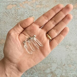 آویز کریستال کوارتز راف