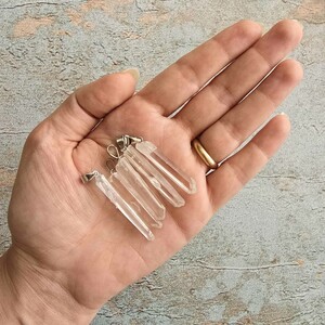 آویز کریستال کوارتز راف