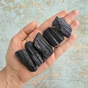 تورمالین سیاه راف کد 6