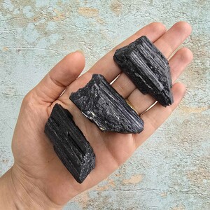 تورمالین سیاه راف کد 18