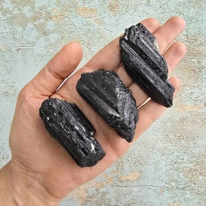 تورمالین سیاه راف کد 19