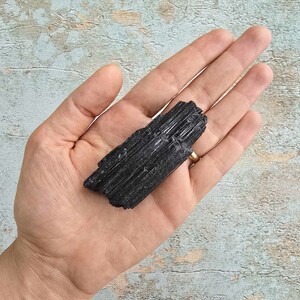 تورمالین سیاه راف کد 28