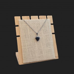 آویز قلب حدید