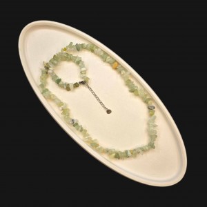 گردنبند جید سبز نامنظم