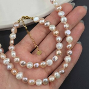 ست گردنبند و دستبند مروارید پرورشی مولتی کالر نامنظم سایز 2