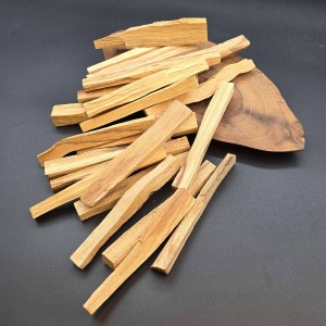 پالوسانتو اصل اکوادور