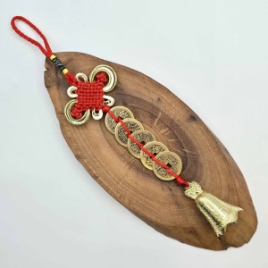 رشته 5 سکه فنگشویی با زنگوله و گره عشق قرمز