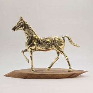 اسب برنجی بزرگ