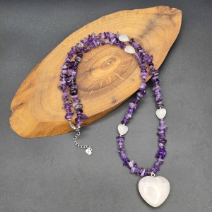 گردنبند آمیتیست نامنظم و قلبهای کوارتز صورتی