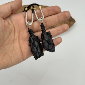 گردنبند تورمالین سیاه راف با بند قابل تنظیم وارداتی طرح 2