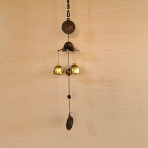 بادزنگ فلزی سه زنگوله برگ