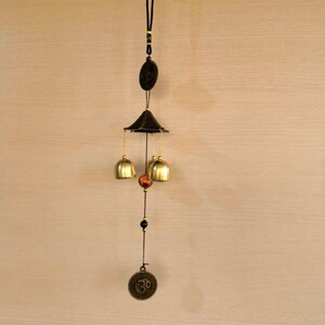 بادزنگ فلزی سه زنگوله کلبه