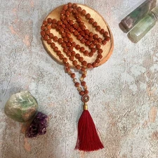 تسبیح  رودراکشا و سیترین- 108  عددی با پلاک تبتی