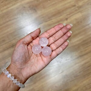 کوارتز صورتی گوی