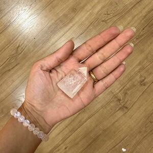 کریستال کوارتز منشوری