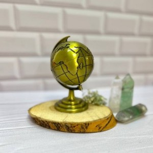 کره زمین فلزی