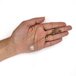 آویز کوارتز صورتی مثلثی با زنجیر