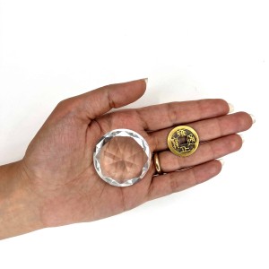 کریستال  با سکه