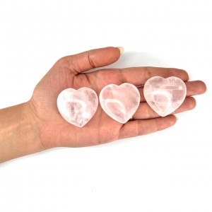 کوارتز صورتی قلبی شفاف