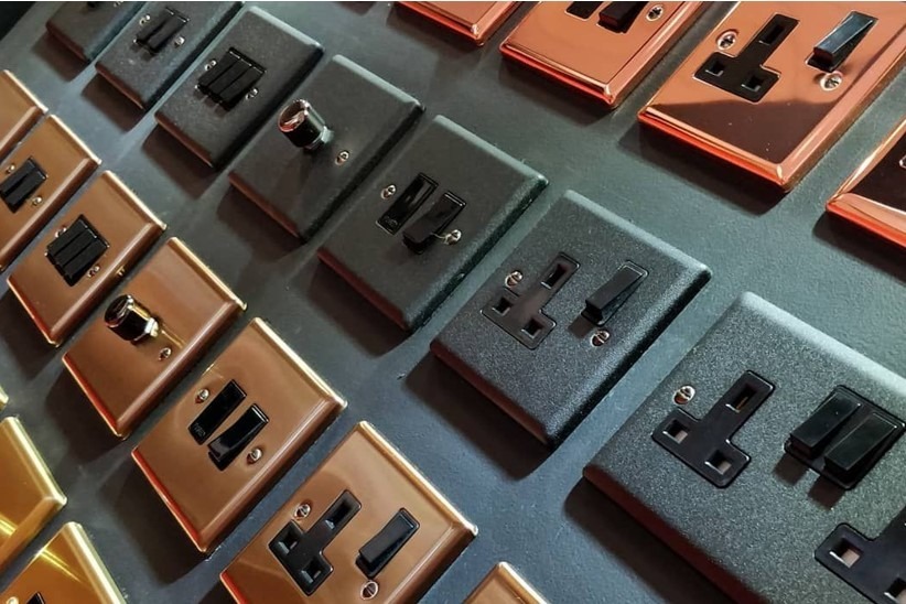 فروش کلید و پریز در سمنان