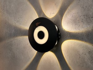 چراغ دیواری زد اف ار ۶ وات دکوراتیو سفینه‌ای نور آفتابی