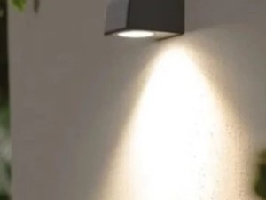 چراغ دیواری یک طرفه دکوراتیو هالوژن خو