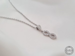 مدال بی نهایت