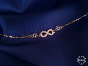 دستبند بی نهایت