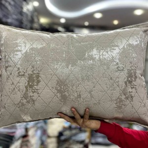 روبالشتی شانل زرک دار پتینه ای