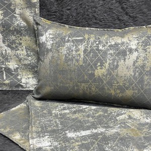 روبالشتی شانل زرک دار پتینه ای