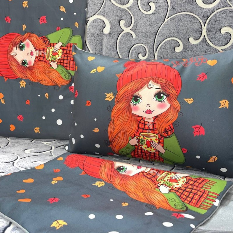 روبالشتی مخمل پورشه عروسکی(دختر پاییزی کلاه نارنجی)جفتی 320.000