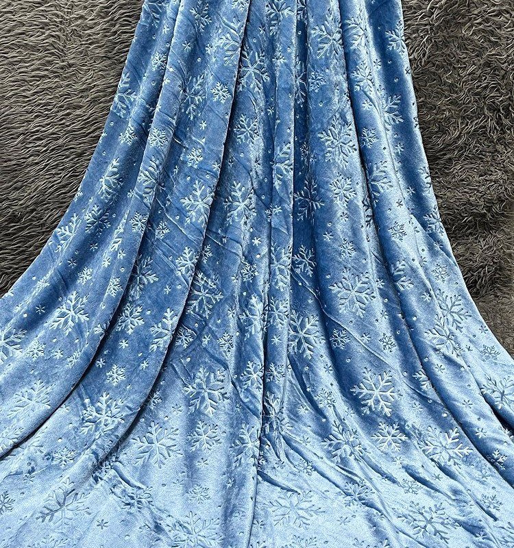 پتو مسافرتی ژله ای دونفره برفی(ابی)
