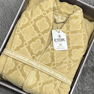 حوله تن پوش ۱۲۵ اتوک (کرم)