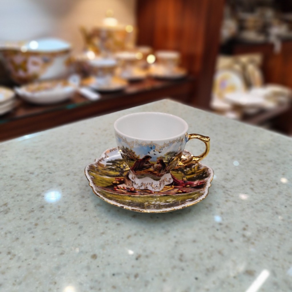 فنجان نعلبکی چایخوری طرح ادم وحوا3093