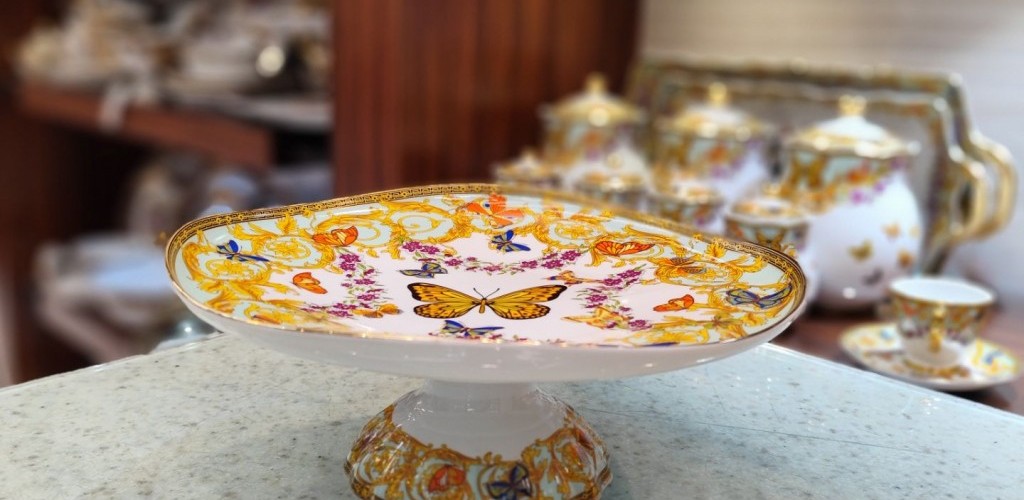 ظرف شیرینی خوری پایه دار و کاربردهای آن