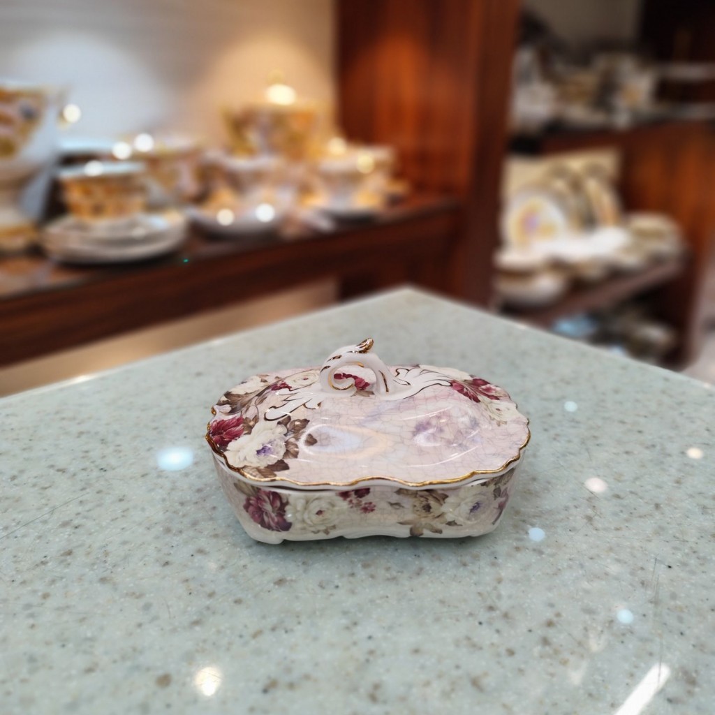 شکلات خوری 4 گوش درب دار لمونژ 4013