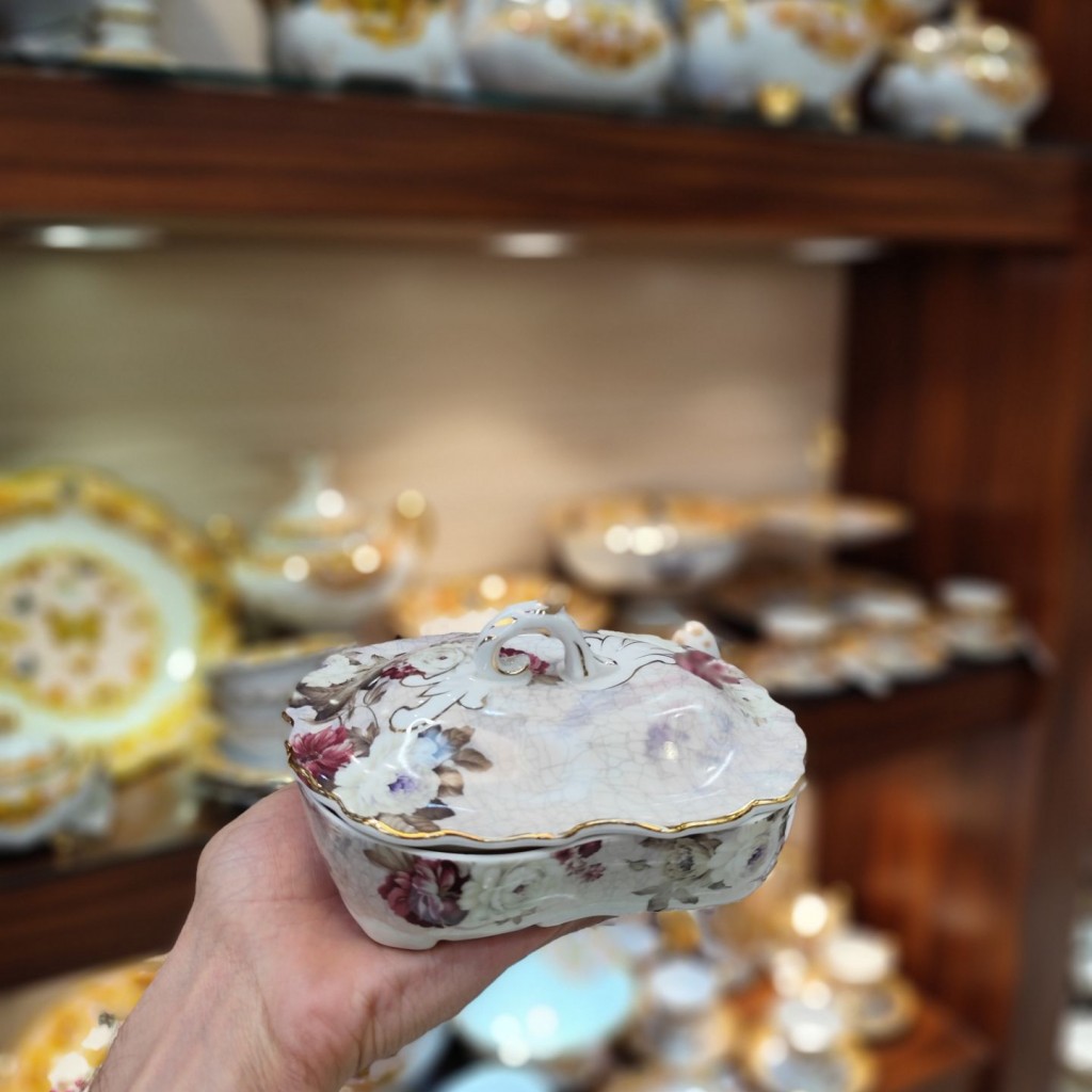 شکلات خوری 4 گوش درب دار لمونژ 4013