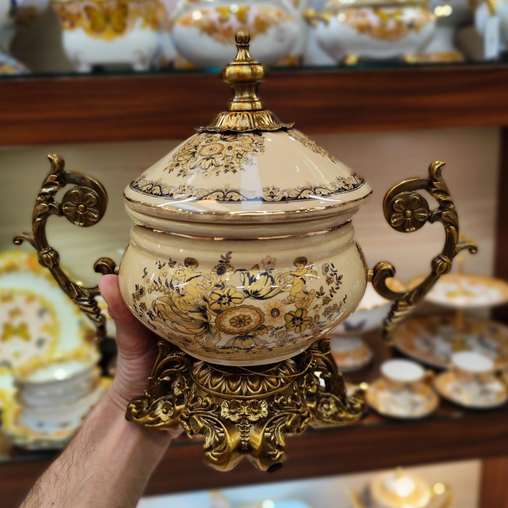 شکلات خوری درب دارگرد زینک 8056