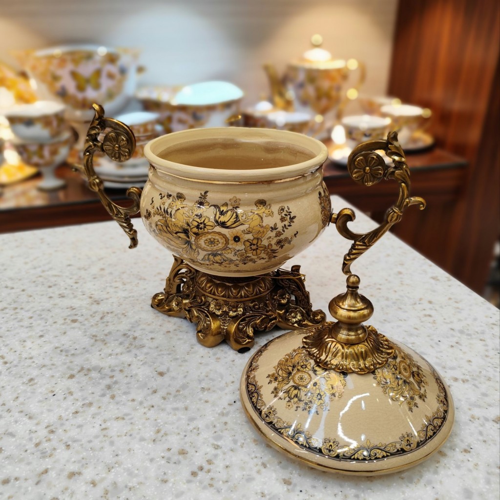 شکلات خوری درب دارگرد زینک 8056