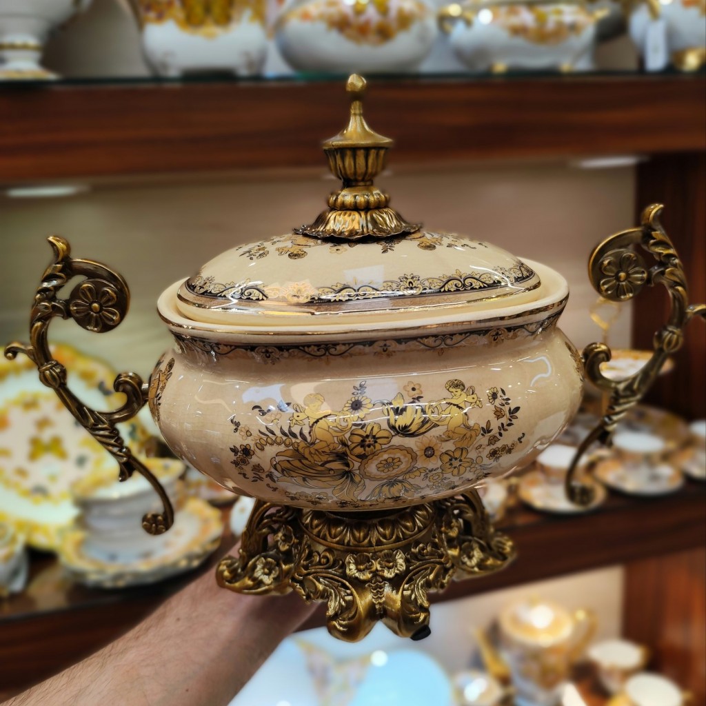 شکلات خوری درب دار بیضی زینک 8057